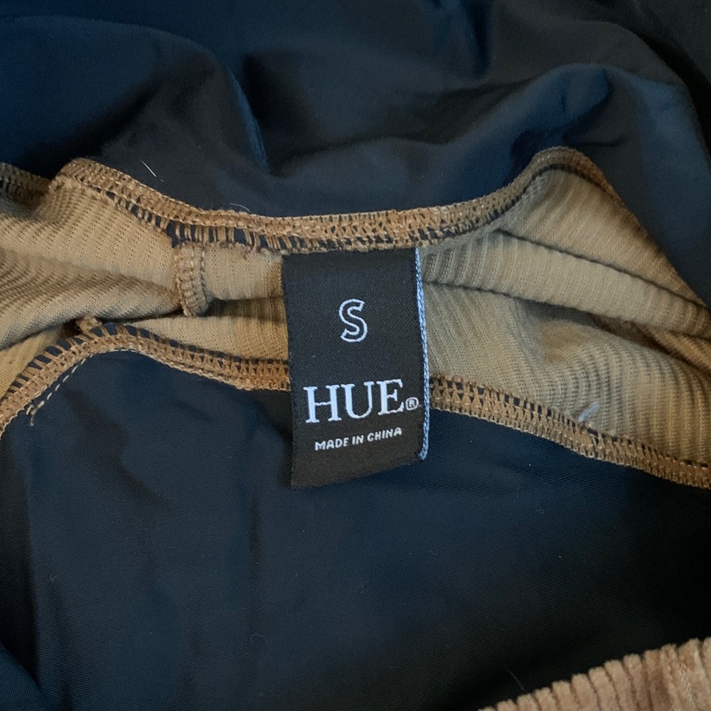 HUE Black and Tan Ankle Pants